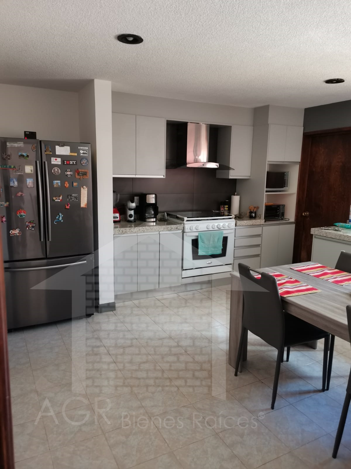 AGR Bienes Raices compra, venta y renta de casas en Querétaro